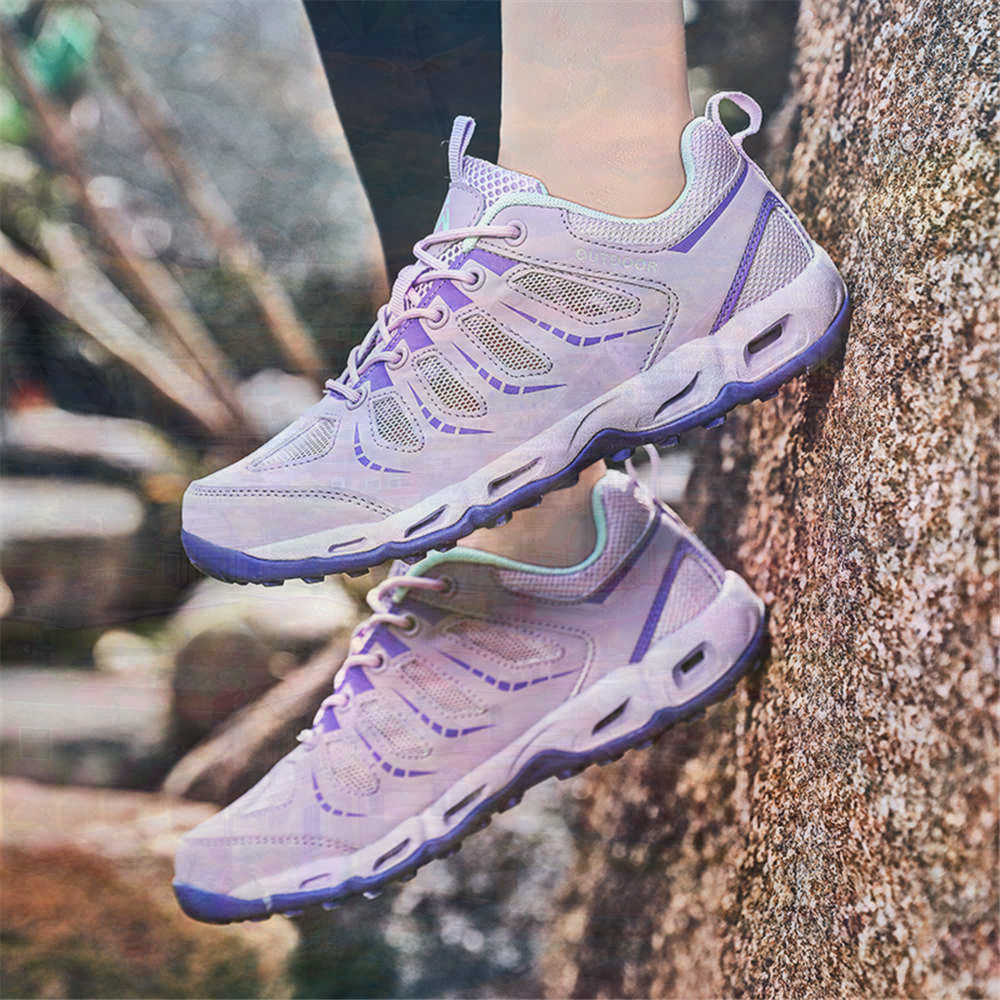 Sumer Round Tip Silver Sneaker - Badminton News のレビューと価格