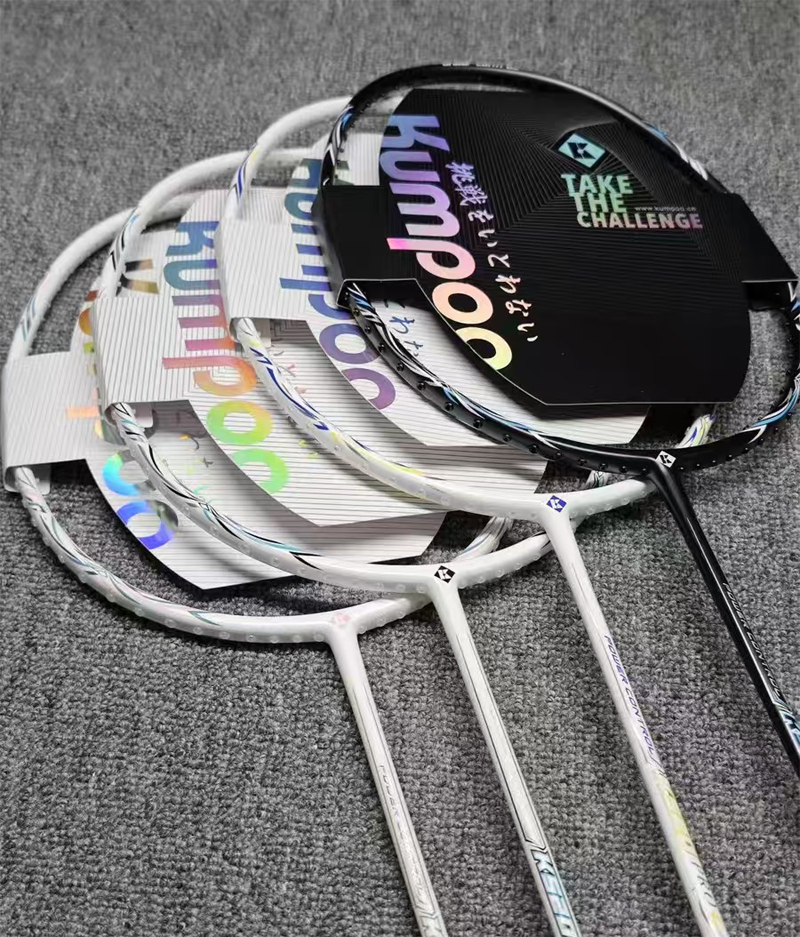 original KUMPOO K520pro 4ug5 s - Badminton Event のレビューと価格